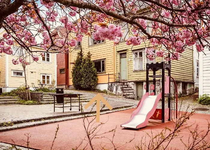 Historic Charm In Bergens Heart *